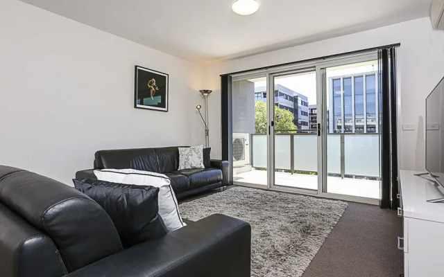 Accommodate Canberra - Braddon 33