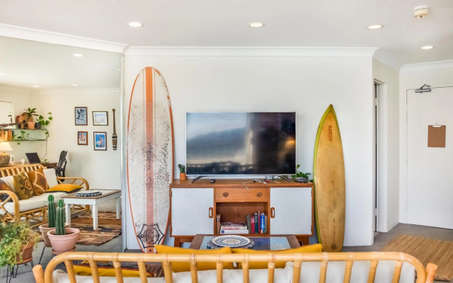 Bondi Cloud Surf House at Sydney Dreams Serviced Apartments