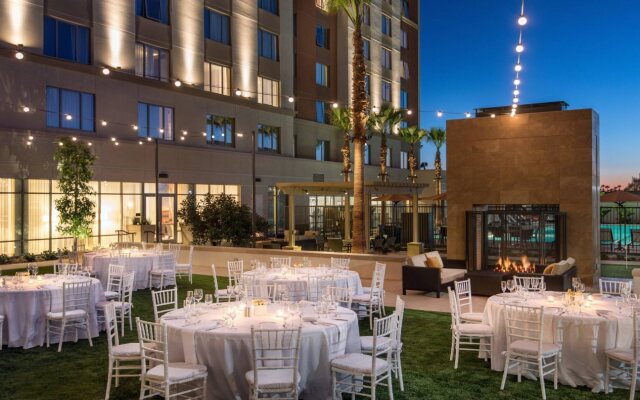 Courtyard Irvine Spectrum