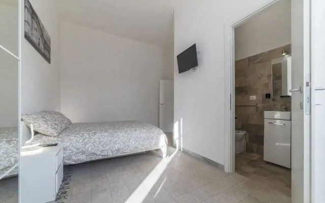 Colosseo & Colle Oppio Cozy Apartment