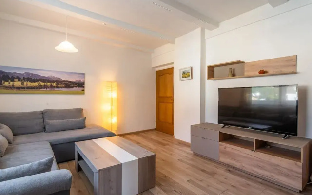 Cozy Apartment in Hopfgarten im Brixental With Parking