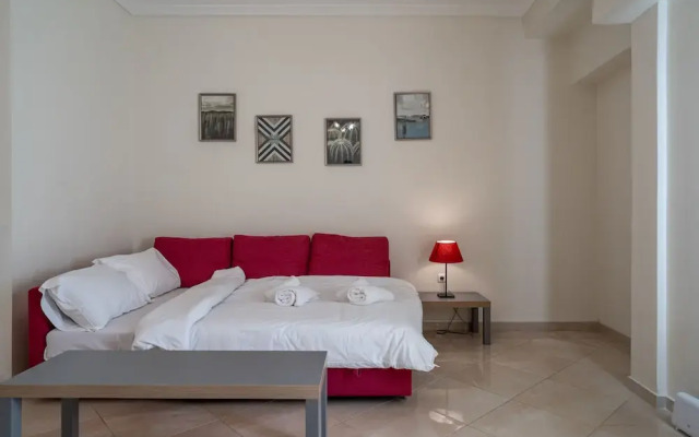 Fotomara sunny and colourful apartment with view