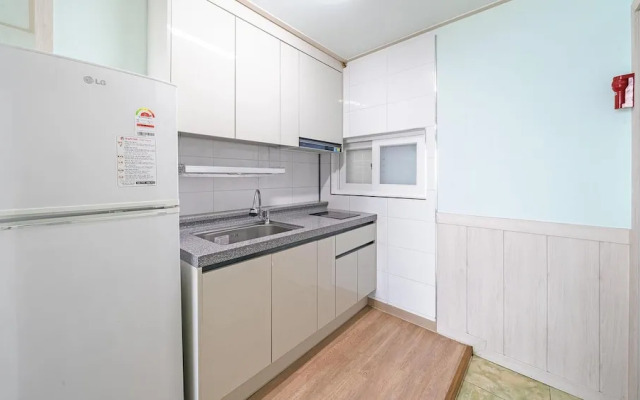 Ganghwa Marinwon Pulbilra Gajok Pension