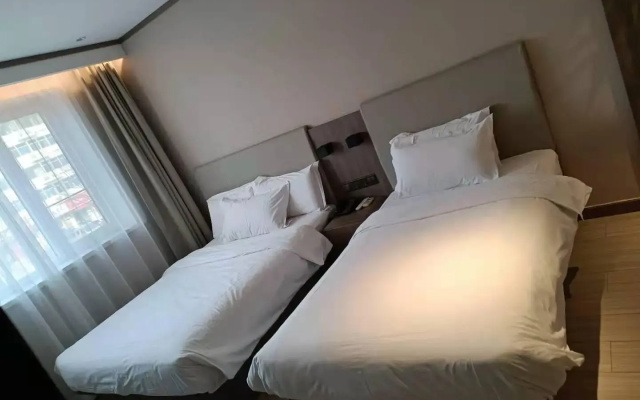 Lavande Hotels Tianjin Wuqing Highspeed ​​Railway Station Daguangming Center