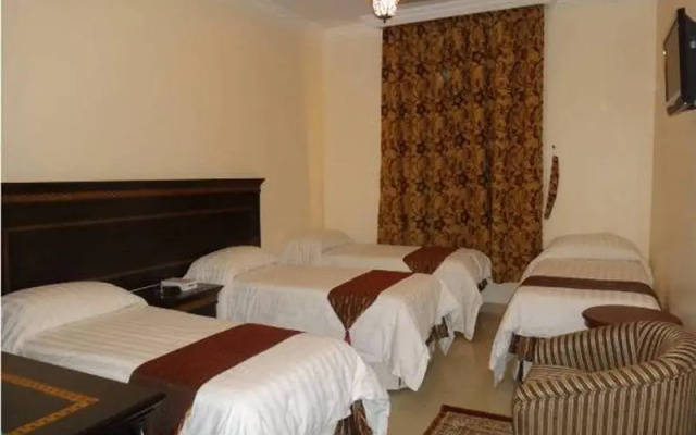 Zahra White Palace Hotel