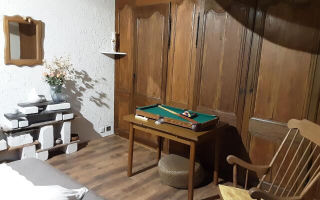 Beautiful Holiday Home in La Chapelle-aux-bois With Garden