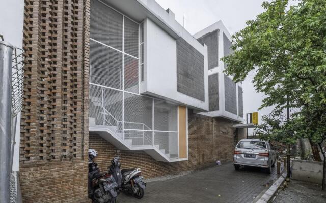 Super OYO 2190 Alamanda 7 Syariah