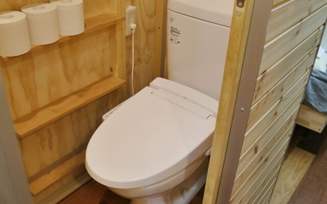 Qooneltas Container House In The Forest