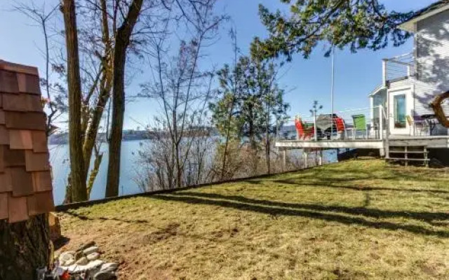 The Silver Beach House