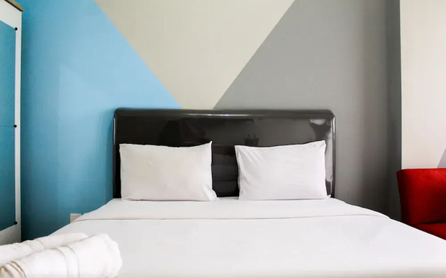 Minimalist and Posh Studio Parkland Avenue Apartment