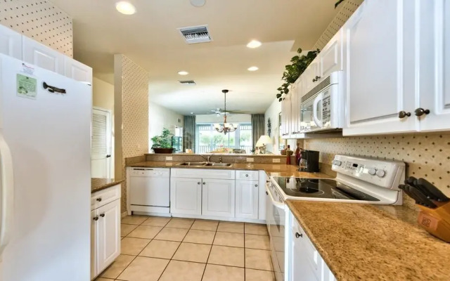Casabella Golf 2 Bedroom Home by NFVH