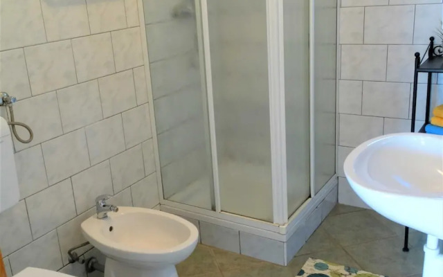 Warm and Welcoming Apartments With Sea View