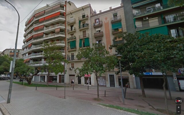 2B Apartment 5 Mins From Sagrada Familia