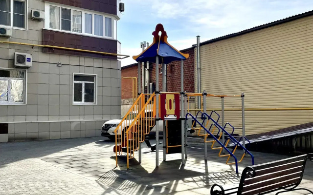 Apartments on 211 Shevchenko Street