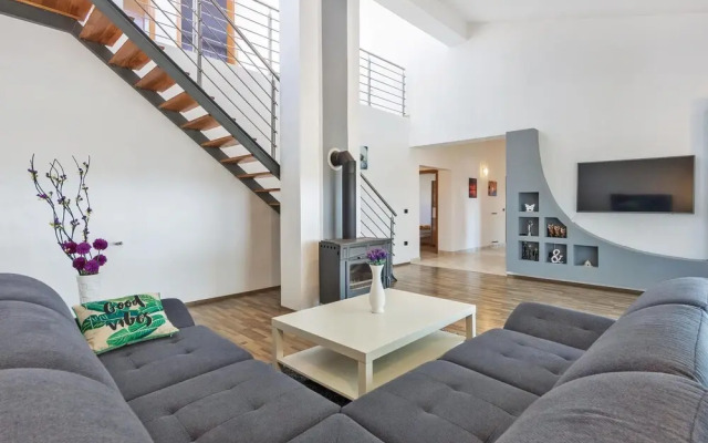 Stunning Home in Galizana With Wifi and 3 Bedrooms