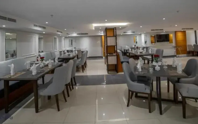Romera Hotel