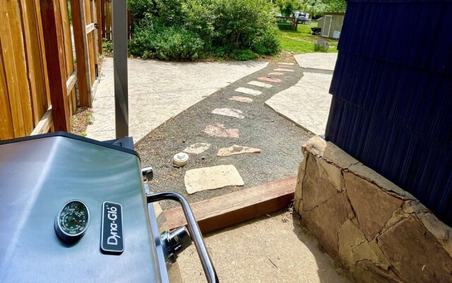 650 W. 10th St Loveland