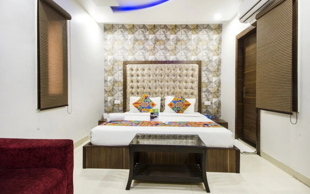 OYO Flagship 29074 Golden Temple Road