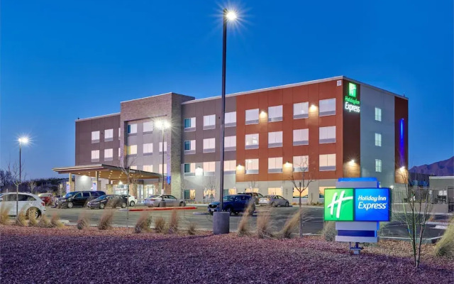 Holiday Inn Express Guesthouse