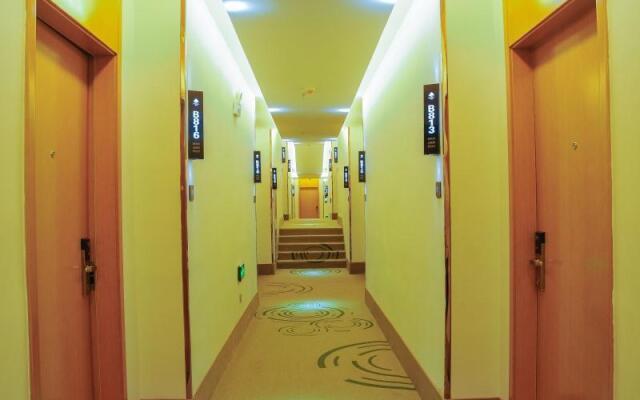 GreenTree Inn Xi'an Railway Station Express Hotel