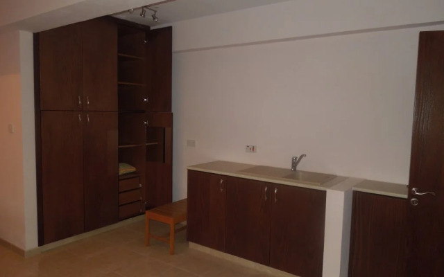 Adonis Palace rooms and Bungalows