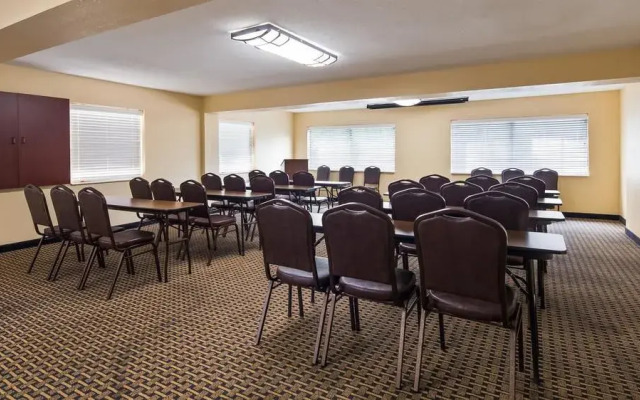 Best Western Executive Suites - Columbus East