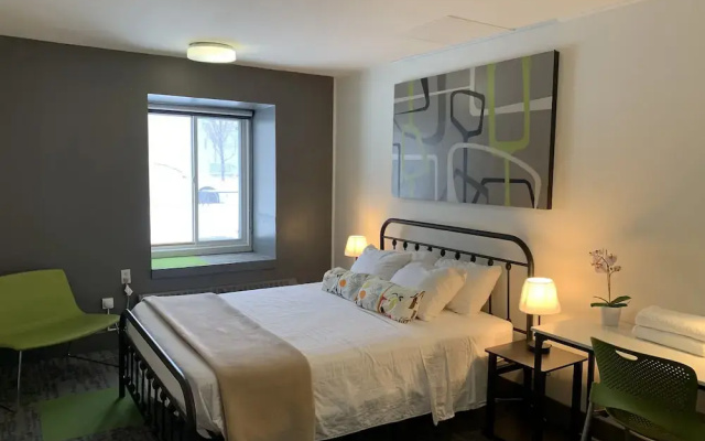 HI Calgary City Centre - Hostel