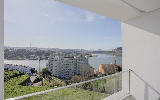 Liiiving-Luxury River View Apartment VII