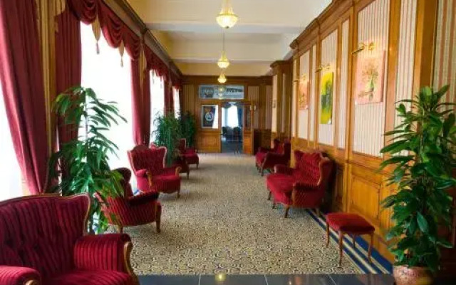 Hotel Nowy Dwór W Zaczerniu