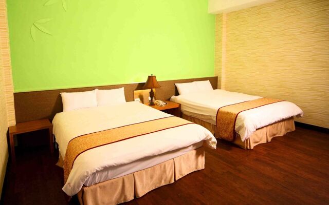 Monster Village Hotel