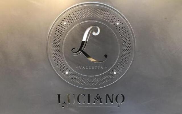 Luciano Valletta Boutique