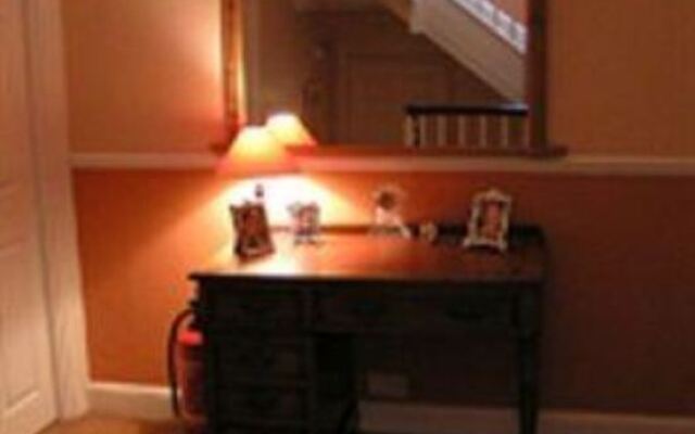 Church House - Guest House