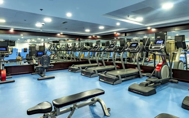 Swissotel Al Murooj Dubai Hotel