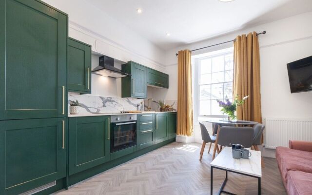 Wyndham Square Apartments by K Boutique