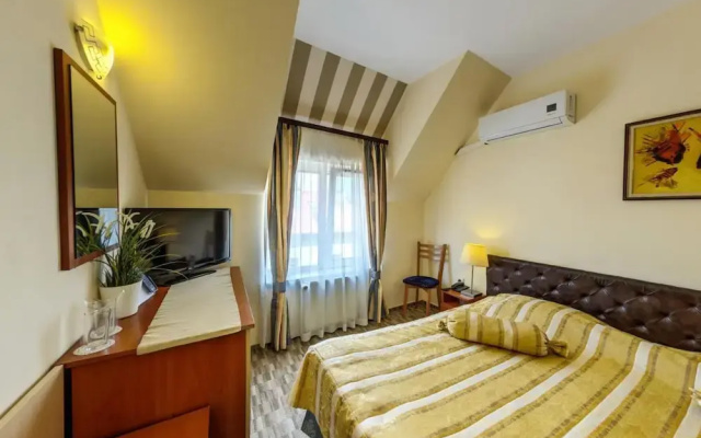 Hotel Cheap