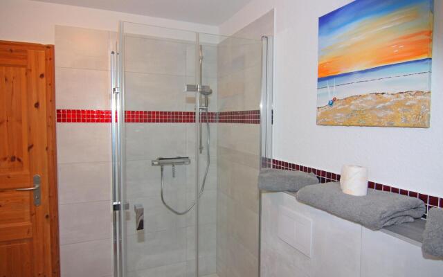 Apartment house, Lütow