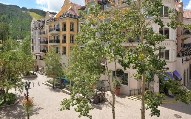 Lionshead Arcade Condo Rentals
