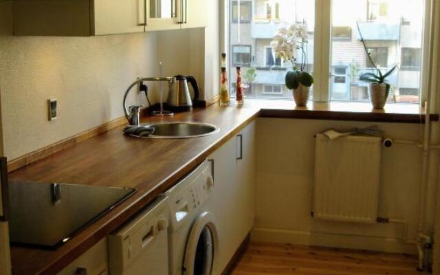 Cozy 2-bed Apartment in Aalborg