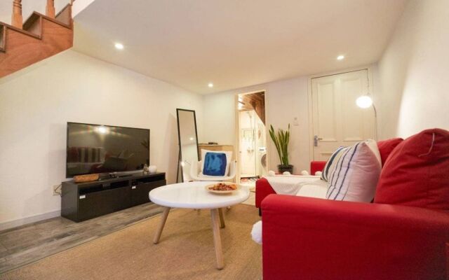 StarLive Apartment - Moonlight