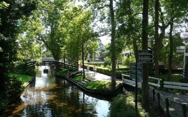 B&B De Galeriet Giethoorn
