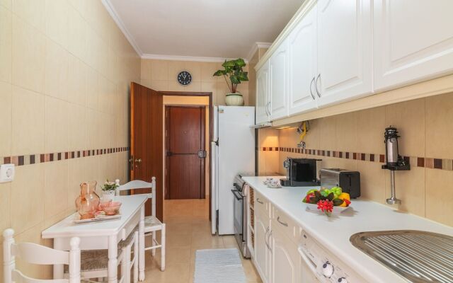 Quarteira Ocean View by Homing