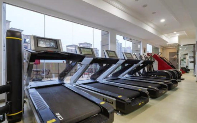Yiyun International Hotel Apartment