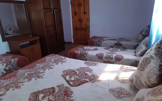 Mandarin Paradise Guest House