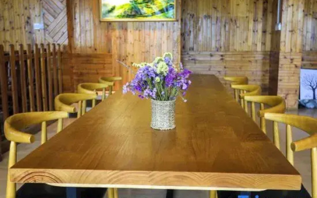 Longji View Building Homestay (Xishanyu Optimistic View Terrace)