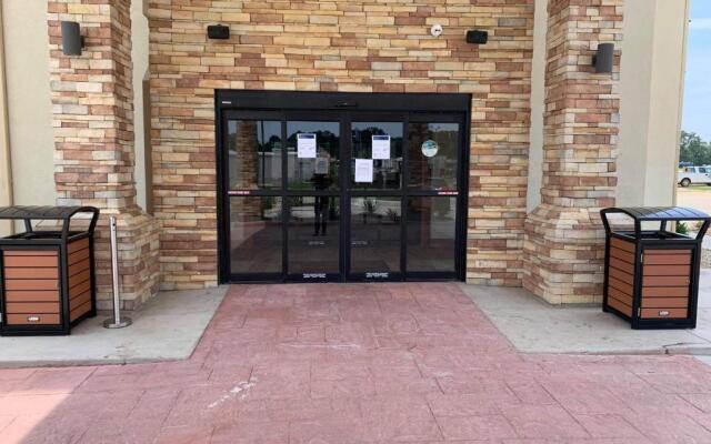 Comfort Suites West Monroe near Ike Hamilton Expo Center