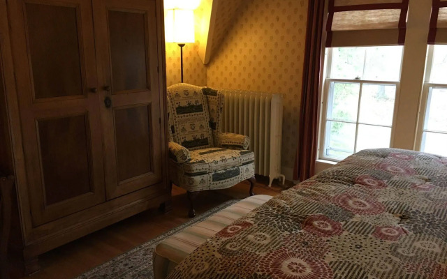 Dream House Country Inn