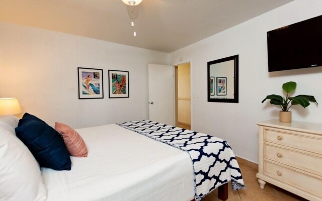 Island Sands 110 1 Bedroom Condo by RedAwning