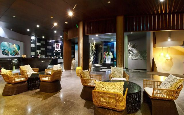 Le Coral Beach Resort and Cafe