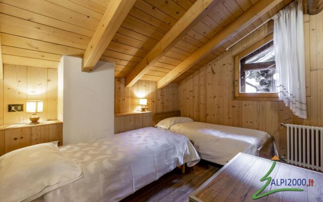 Faber, Three Room Apartment. -360 Faber