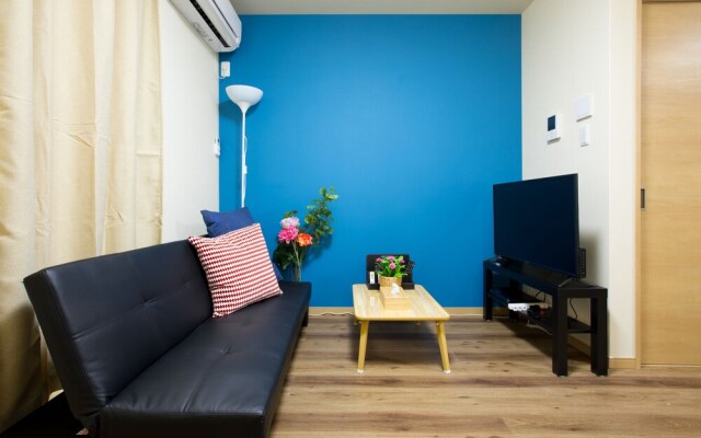Tsuru House